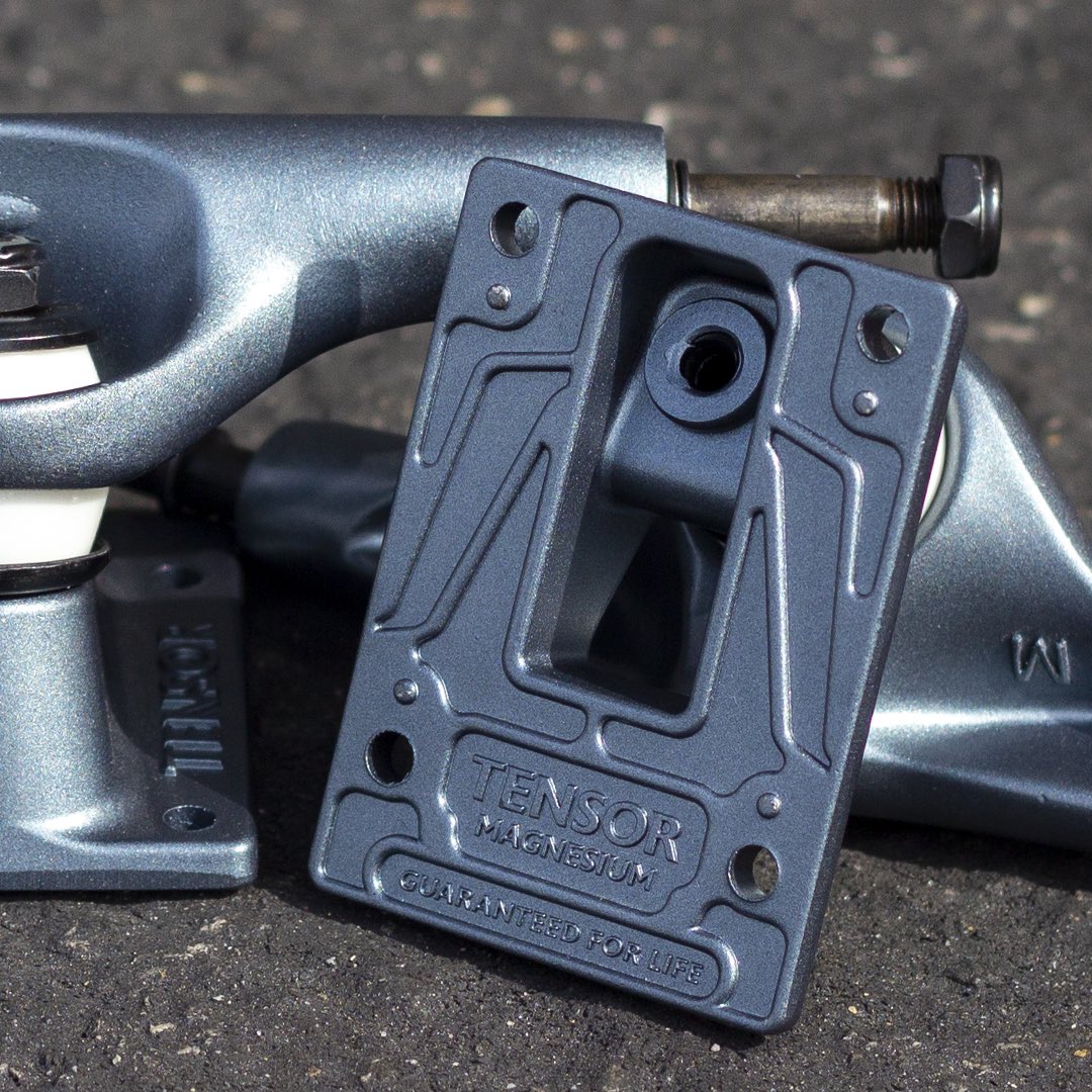 The LIGHTEST trucks available period. #MAGlight Gunmetal finish 👉 thankyousupply.com/tensor
