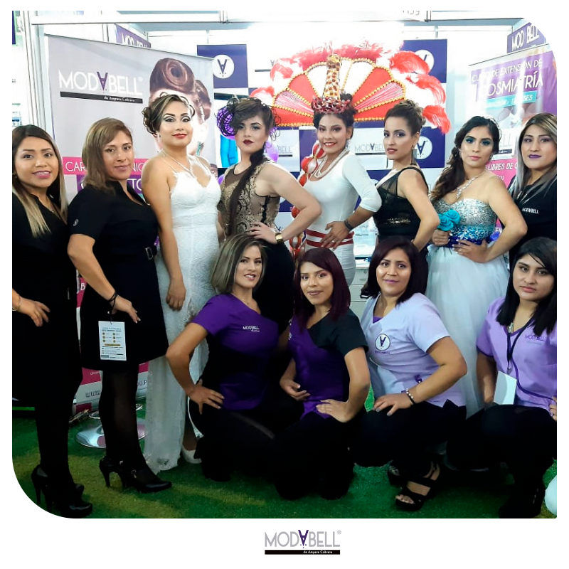 imodabell's tweet photo. #Modabell en el CosmoBeauty ✨
Éxito rotundo! en estos dos días en que nuestras destacadas alumnas y docentes de Modabell demostraron su pasión y dedicación en el #CosmoBeauty.
#Modabell https://t.co/x9x7OmfGzN