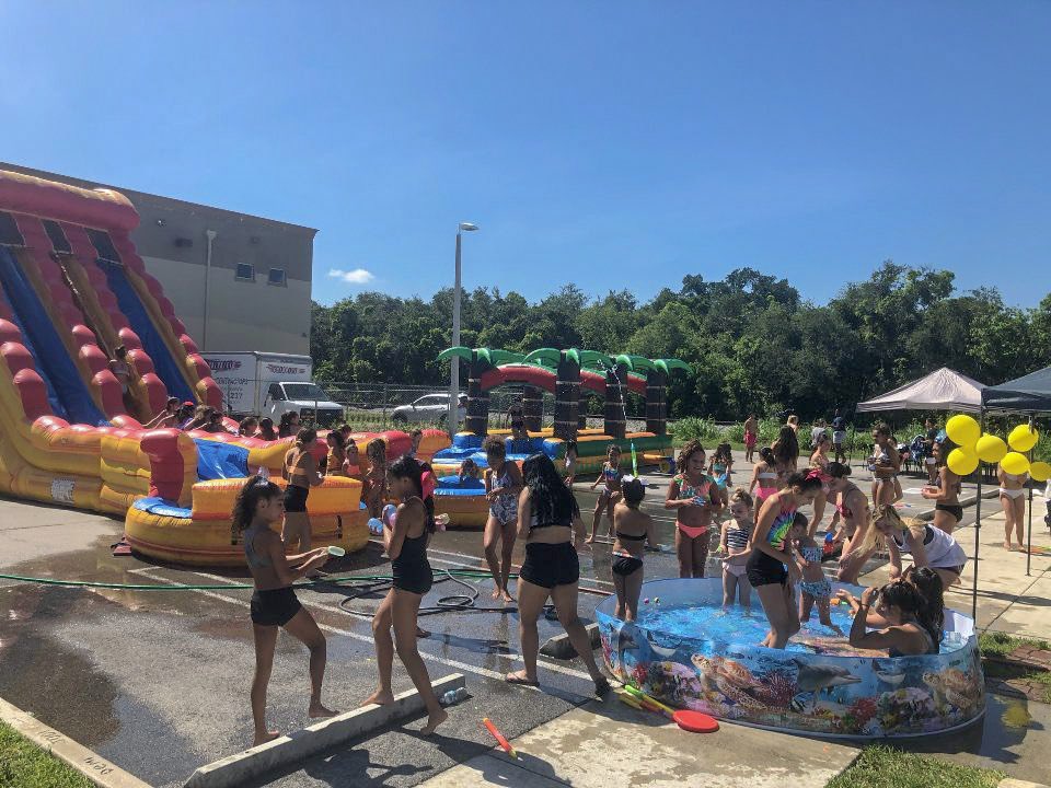 TopGunJags305's tweet photo. TG Summer Fun Camps are back!

📣Cheer Technique
🤸🏾‍♀️Tumbling &amp; Stunts
👯‍♀️Motions &amp; Dance
🎨Arts &amp; Crafts
🎬Movies &amp; Games
🏖Water Activities &amp; More!

Open to ALL CHILDREN ages 6+👧🏻👦🏾

⏰Space is limited, so make sure you reserve your spot TODAY!

#TGJags26 🐆 #OAFAAF 🖤💛 https://t.co/UONuU2RgXB