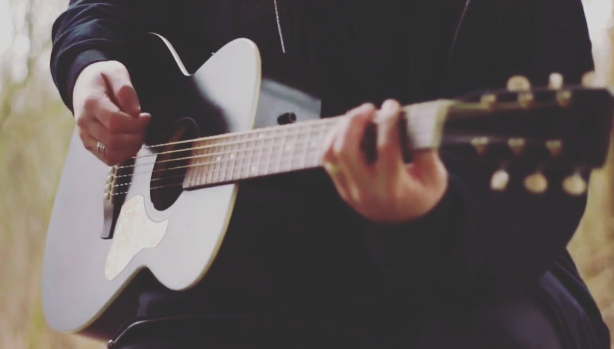 mridermusic's tweet photo. Less than a month until our new album KING OF THE FOREST is released! Preorder it from Bandcamp (https://t.co/znfmS7zQZj), and get one of the songs immediately!
π¦π
#deepdarkriver #kingoftheforest #hauntingfolk #newmusic #darkfolk #acoustic #folk #change #newmusic #newworld https://t.co/CJB0zp5V2H