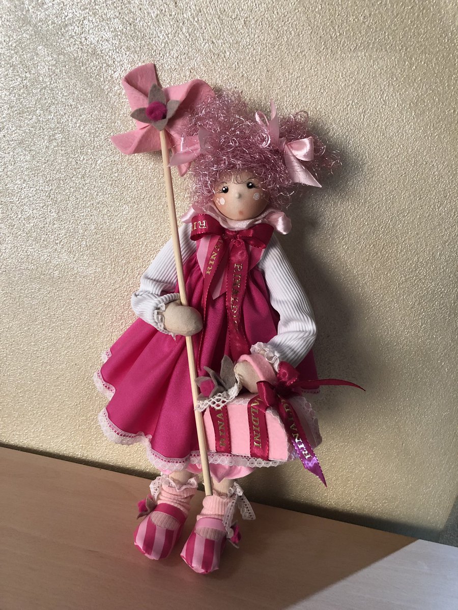 NonnaCarlaOlimpia (@olimpianonna) on Twitter photo La creazione di oggi del nostro #laboratorio di #taglio e #cucito la pigottina di <a href="/Rinaldinipastry/">Roberto Rinaldini</a> 🍭🍩🧁🍰🎂👵🏼 La creazione di oggi del nostro #laboratorio di #taglio e #cucito la pigottina di <a href="/Rinaldinipastry/">Roberto Rinaldini</a> 🍭🍩🧁🍰🎂👵🏼