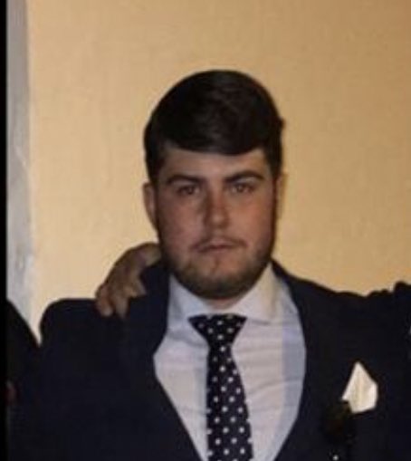 El primer fichaje que vamos a presentar será nuestro nuevo caja. La cantera nazarena viene apretando fuerte y aquí tenemos gran prueba de ello. Ganas de aprender y de sumar todo lo que sabe pese a su juventud. Primer año en adultos y en comparsa... Bienvenido Agus!!