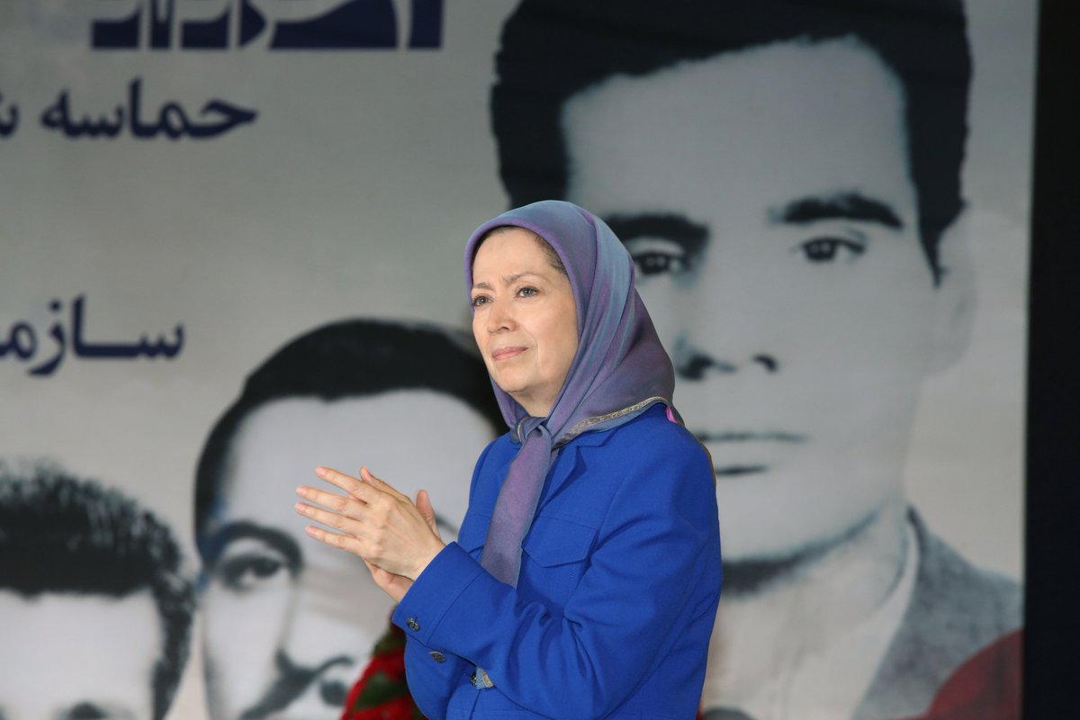 homayongudin's tweet photo. #مریم_رجوی :
به همین دلیل هیچ وقت درجا نمی‌زند و در سخت‌ترین شرایط هم توان دارد که راه را به جلو باز کند و این است شرح حال مجاهدین از حنیف تا مسعود...
#ایران #FreeIran https://t.co/xqovRGwsws