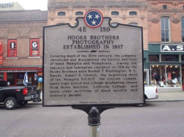 TunicaBlues's tweet photo. You might not know that the photo of Robert Johnson that inspired this painting was taken at Hooks Brothers Studio on #BealeStreet in Memphis back in 1936: https://t.co/QArgLayrcw
