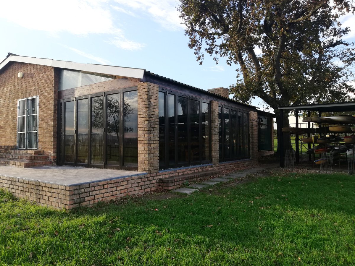 MatiesCanoeClub tweet media