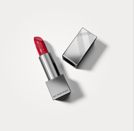 davelackie's tweet photo. This just may be the perfect blue-red lipstick! I'm giving away Burberry Kisses Hydrating Lip Colour in "Union Red". To enter, follow @davelackie &amp; RT https://t.co/nV7LgbMdoq