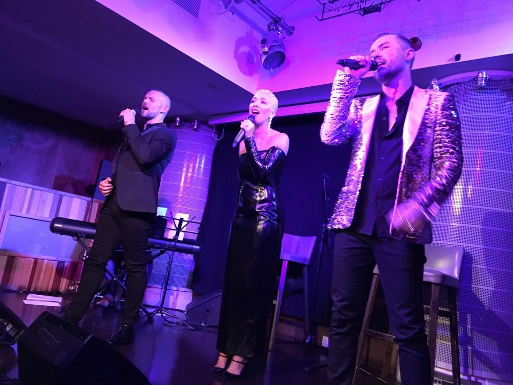 HAndTheKings's tweet photo. ♥️ to everyone who made it down to @hclublondon last night! Huge love to our beloved @seangreenonthekeys for bringing his inimitable talented. We laughed, we loved, we LAAA’d. #hatkworld .
.
.
#hollywoodandthekings #livemusic #london #hclub #gig #jazz #pop #swing #teampoem https://t.co/tUpoHw7BZk