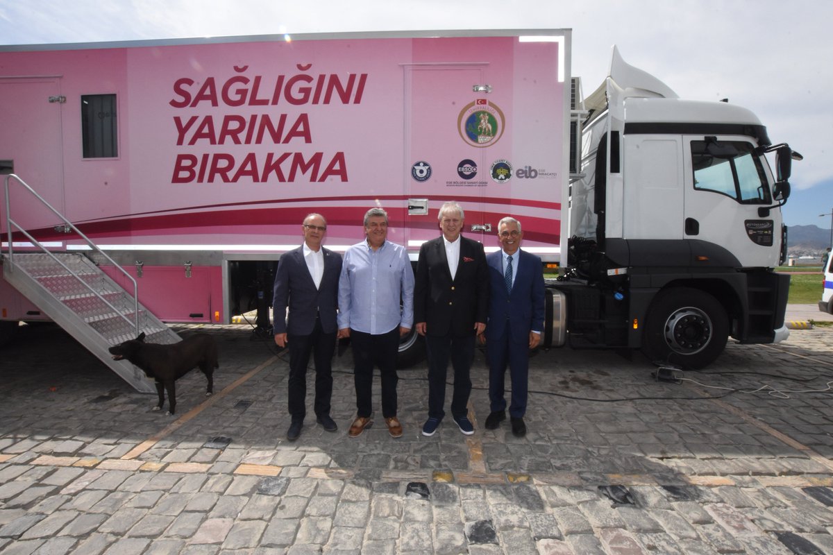 Kadın kanserlerinin %20-25'ini meme kanserinin oluşturduğu,her 8 kadından birinde görüldüğü ve sıklığının daha da artacağı öngörülüyor. Bizler de EBSO, İZTO,İTB ve EİB olarak,sağlıklı toplumun temel taşı kadınlarımızın sağlığı için kentimize gezici mamografi tırını kazandırdık.