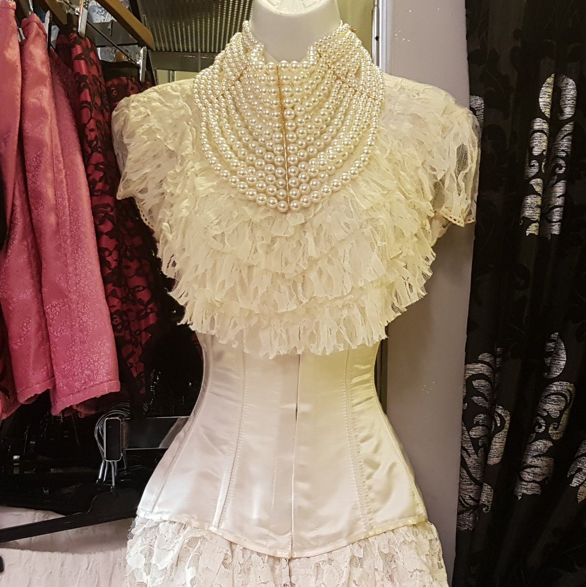 #pearlnecklace #pearlchoker #corset #gothicweddingdress #gothweddingdress #shoplocalyeg