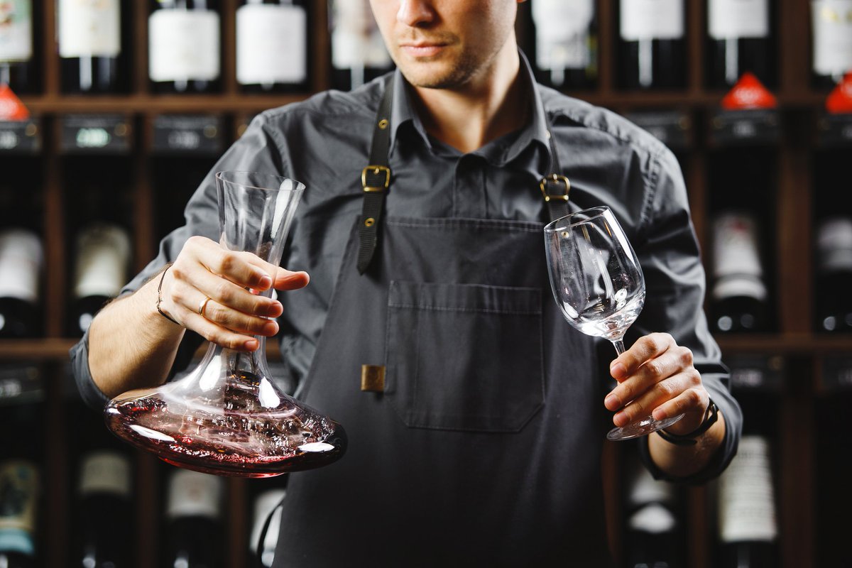 Lib_Dib's tweet photo. Get your hands on the hard-to-find. Wine. Spirits. Buy online. From your distributor. Yep, it's that simple. #LibDib #stockup #craft #smallproduction https://t.co/RrqWLojcsV https://t.co/sdBA0Q9HyM