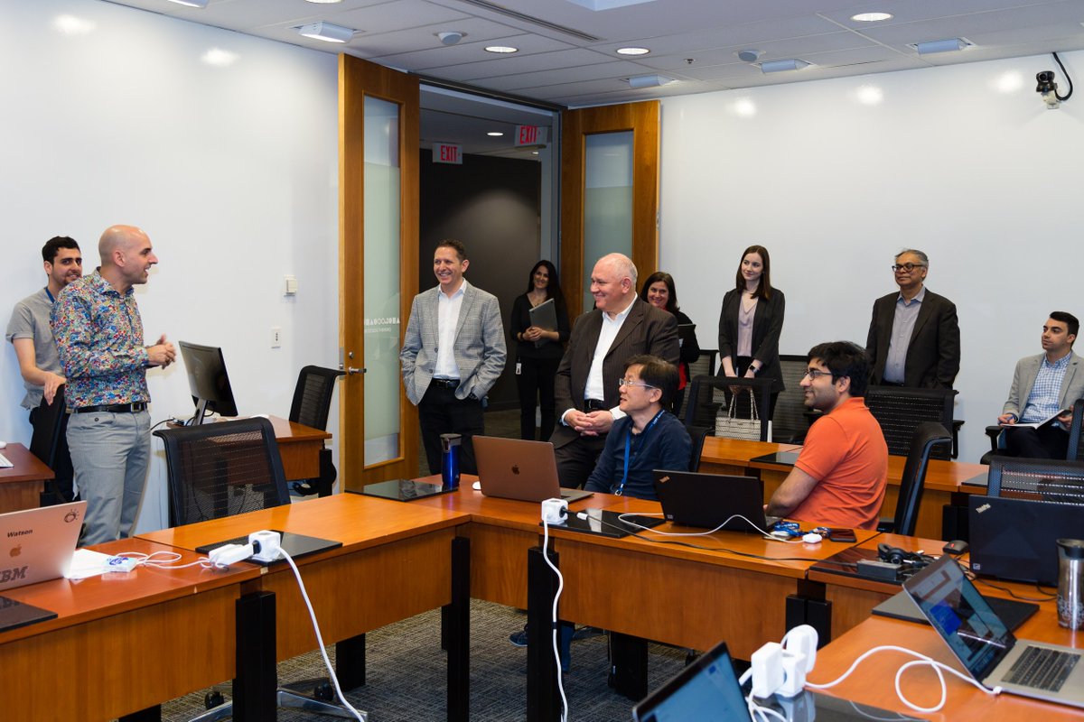 frankscarpitti's tweet photo. 2,000 employees work at @IBMCanada's Markham location. Did you know it has an internal incubator called Area 631? This is where a team of developers have 3 months to come up with a breakthrough for the company. Some of the biggest ideas in Markham come out of this space. https://t.co/v1G9fFwtV0
