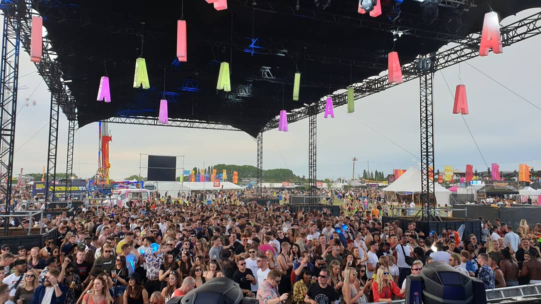 We Are Festival 2019 Abode stage on Saturday 🎉🎉🎉
Let summer commence!!!

#abode #wearefstvl #essex