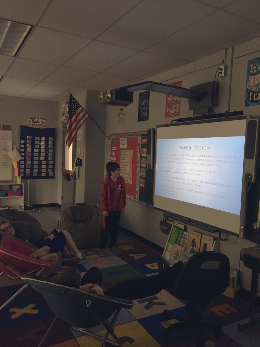 brittanykhansen's tweet photo. The 4th grade presented to the class using Book Creator and 6th grade presented using google slides. The group did a great job presenting their topics to the class. #soproud #bookcreator #southoldelem @southoldelem @BookCreatorApp https://t.co/e6qSBpwjnn