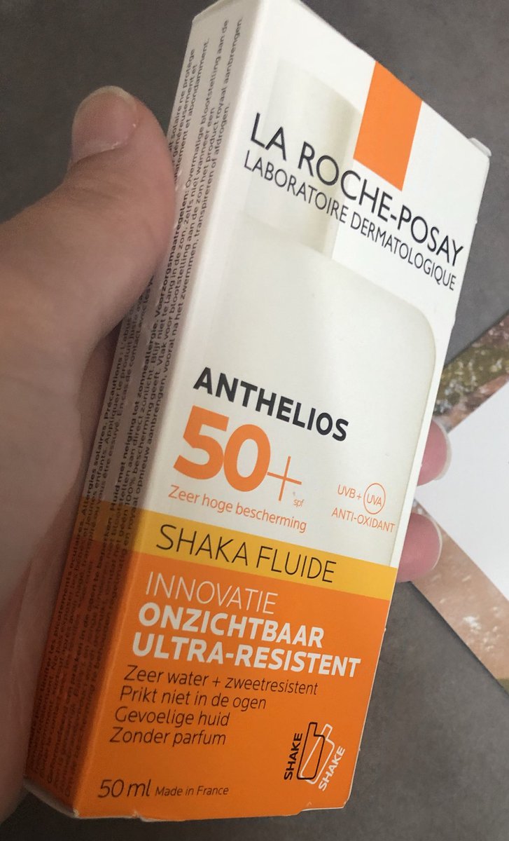 egamorf93's tweet photo. Colis reçu ! Hâte de tester le produit. Au vu du soleil qui commence à apparaître, ceci va se faire s’en garder 😊😊🥰🥰. @sampleo @LaRochePosayFR
#AntheliosShaka #UVA #Invisible #UltraResistant #ShakeToProtect https://t.co/Rvcevpdetn