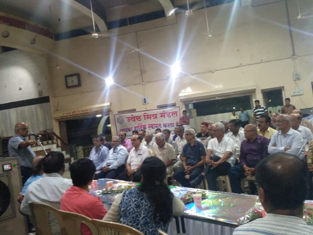 girishnanded's tweet photo. #murderofmerit Nagpur Sindhi community, gathering against reservation. https://t.co/MJRd5kaJwk