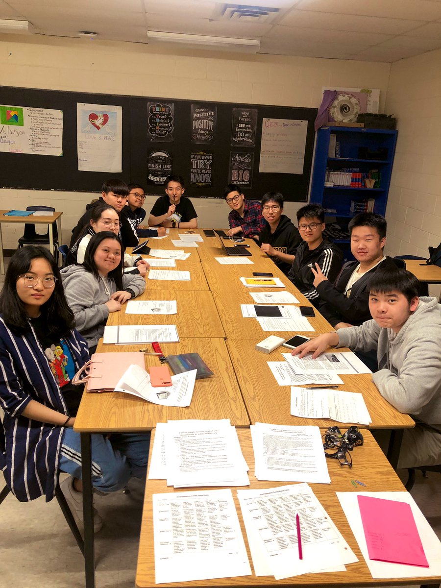 MsSingh_1's tweet image. Current Events Seminars are off to a fantastic start in ESLE!! @clarksoncharger #InspiringConversations #ImportantIssues #StudentLedLearning