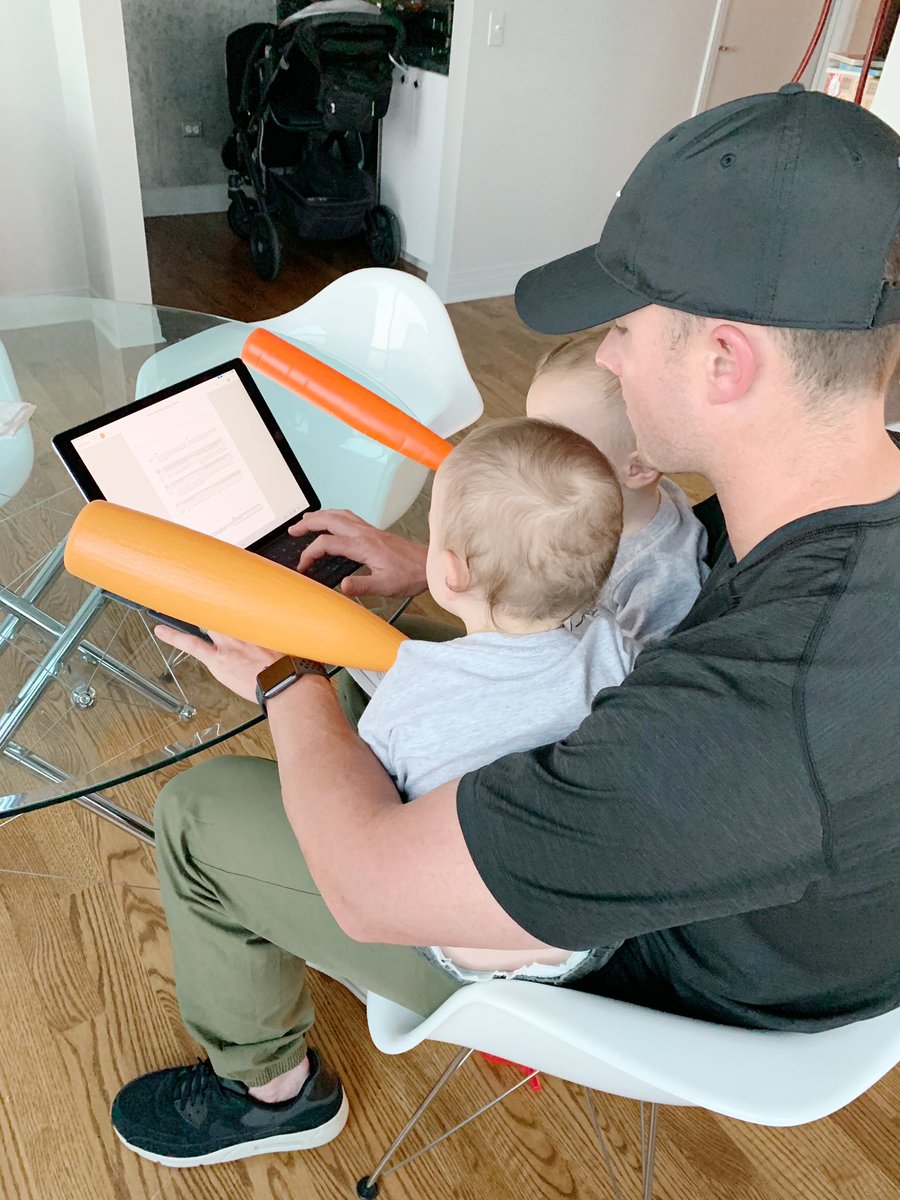JessMcCann33's tweet image. In case you ever wondered what @JamesMcCann34’s game prep looks like...
⚾️💻👶🏻👶🏻 
#ScoutingReport #Twinning #TurnTwo #DoublePlay #McCannHitADouble
