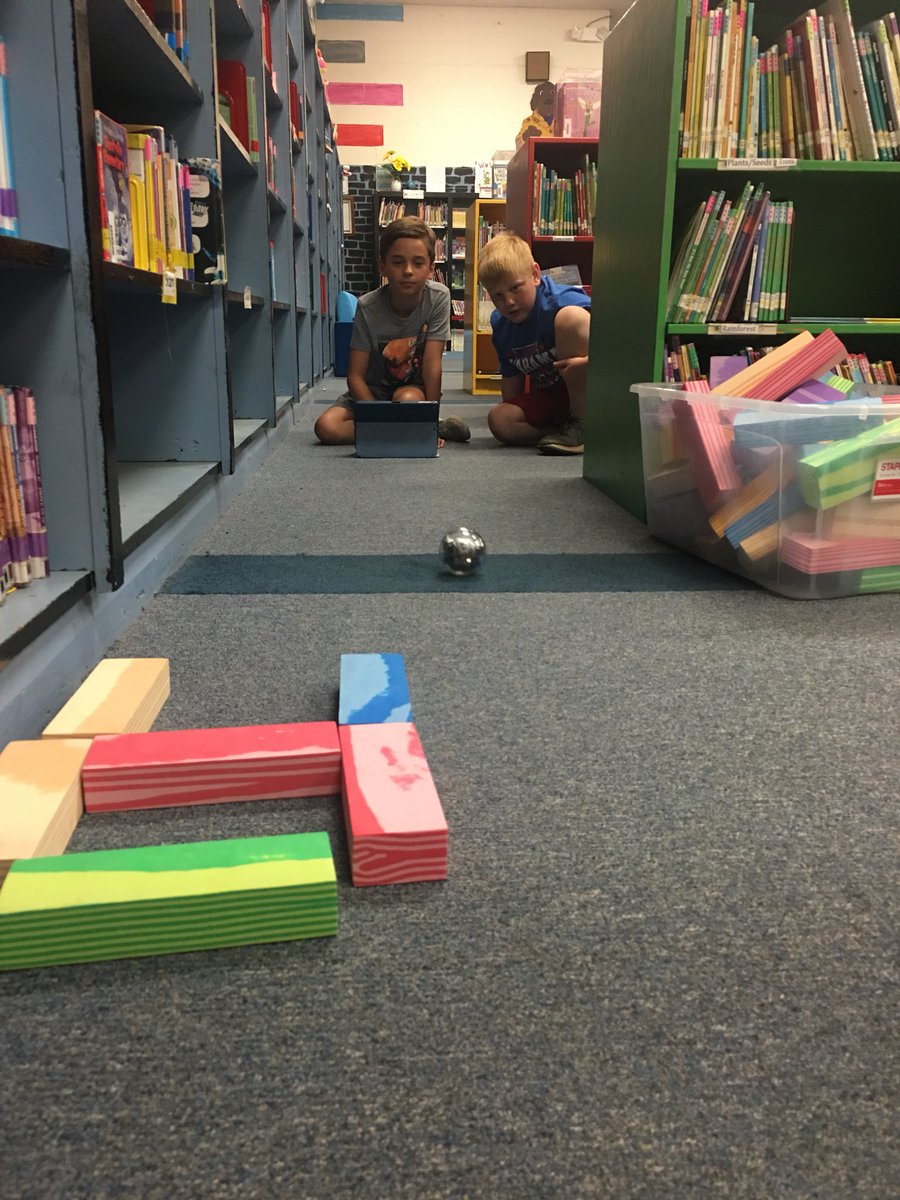 jneelem's tweet photo. Students are programming Sphero Bolt in our Maker Space.
#Sphero #coding #jnesrocks #iHEARTjnes #oneAthens #athensproud #apple https://t.co/fmP1R7XAXC