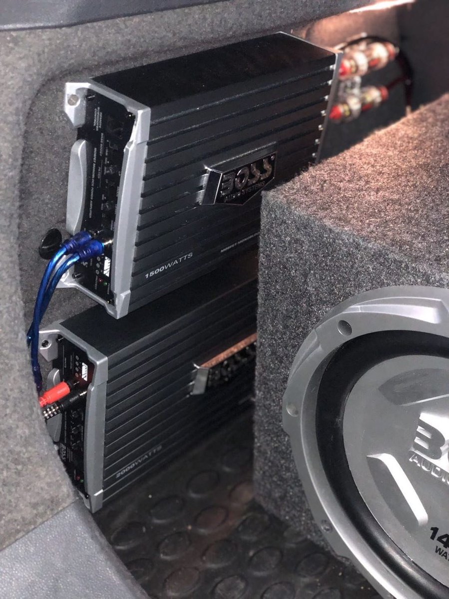 BossAudio's tweet photo. Armor your subs like @a.carbone. Duel 12" CX122 subs with 700w RMS driven by 2 #bossaudio Armor series monoblock class A/B amps.
#caraudio #caraudiosystems #aftermarket #cars #carspeakers #carsubs #subwoofers #subs #woofers #amplifiers #amplife #amps #customaudio https://t.co/TOZwvGMgTo