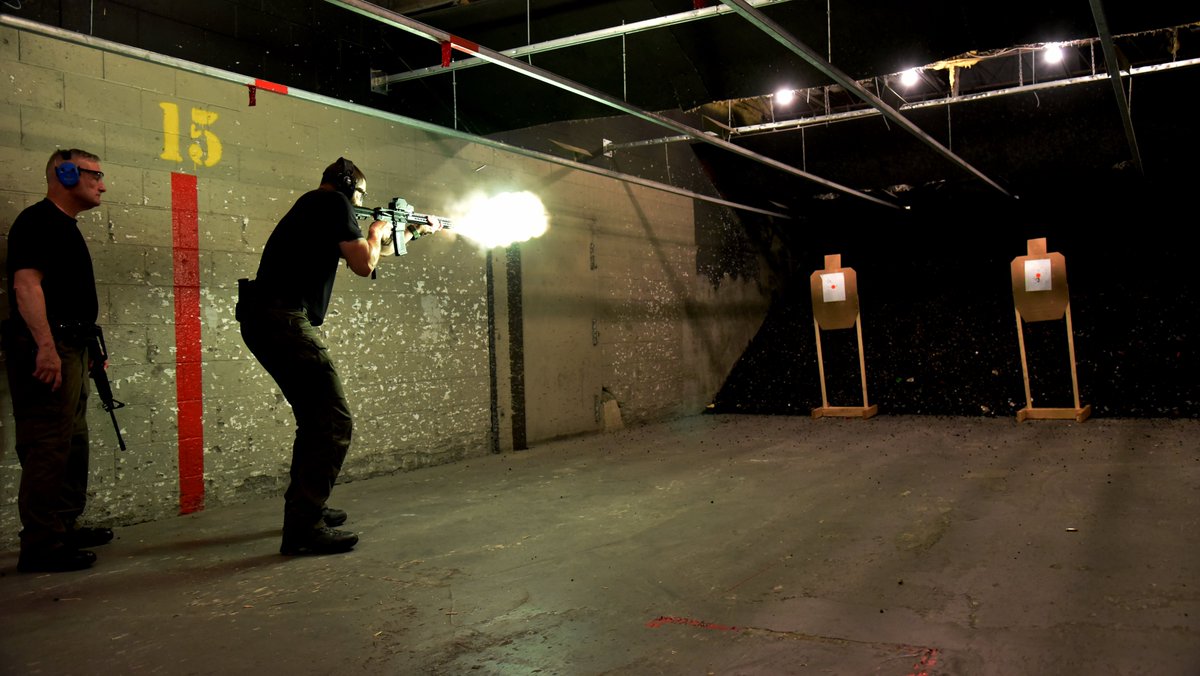 lvillearmory's tweet photo. Imri Morgenstern of Prime Combat Training teaching a private rifle class showing a technique to his student. #2A #RifleClass #RangeTime #ComeShootWithUs https://t.co/J3ae1r3cGV