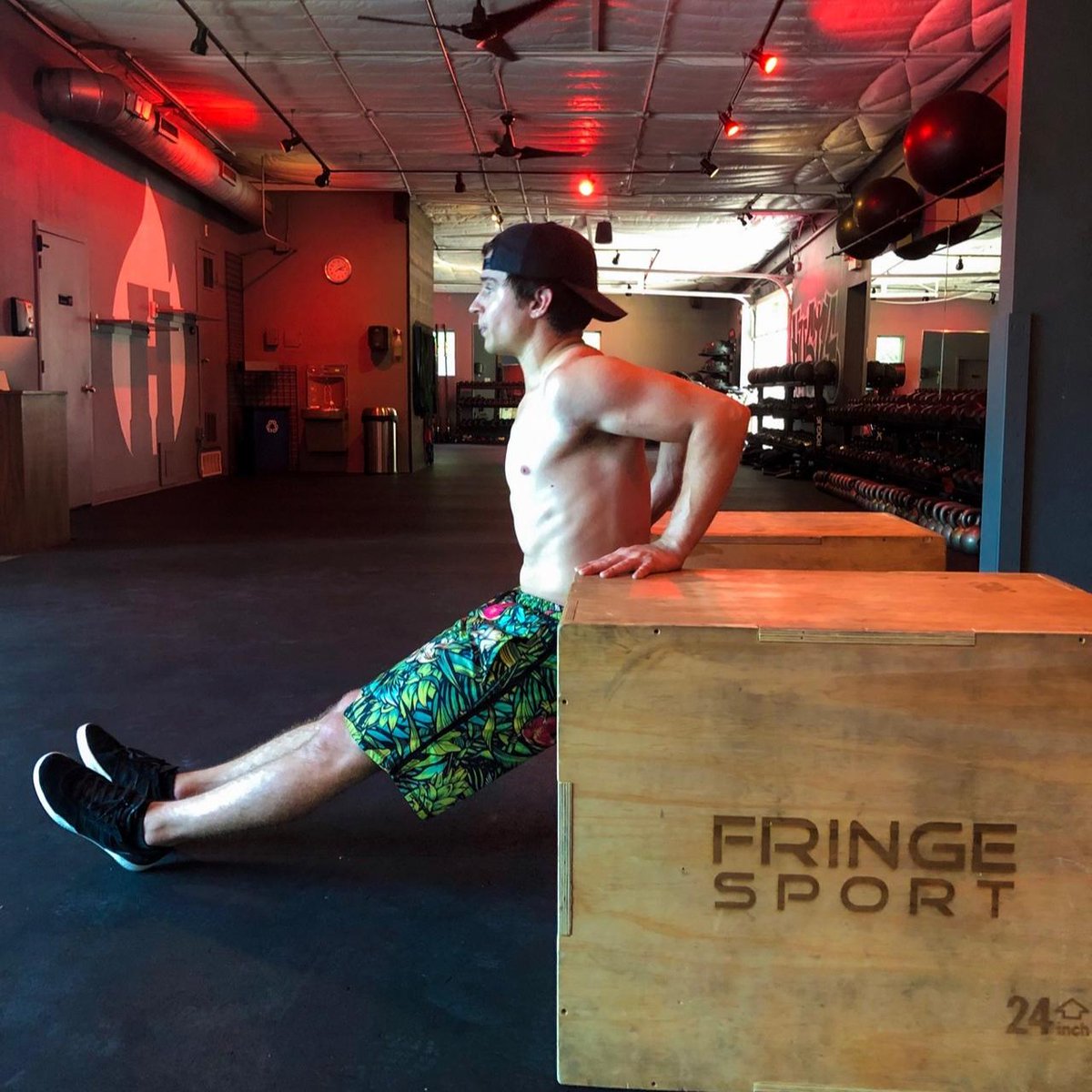 Need a pre game workout before you head out for the night?? Coach Seth has brought "The Pre Game" to ya this week!

Let the pump session commence!

heatbootcamp.com/blog/2019/5/29…