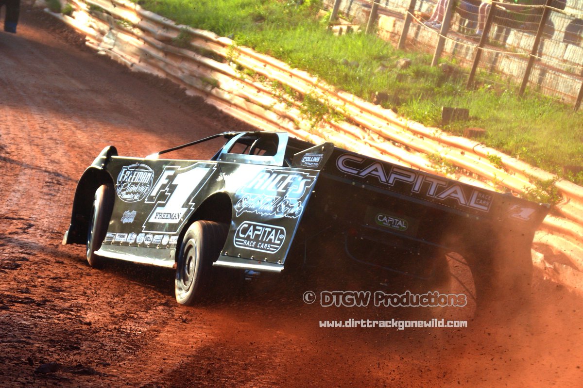 DTGWRG's tweet photo. #dtgw #dirttrackracing https://t.co/8Erg5cicbC