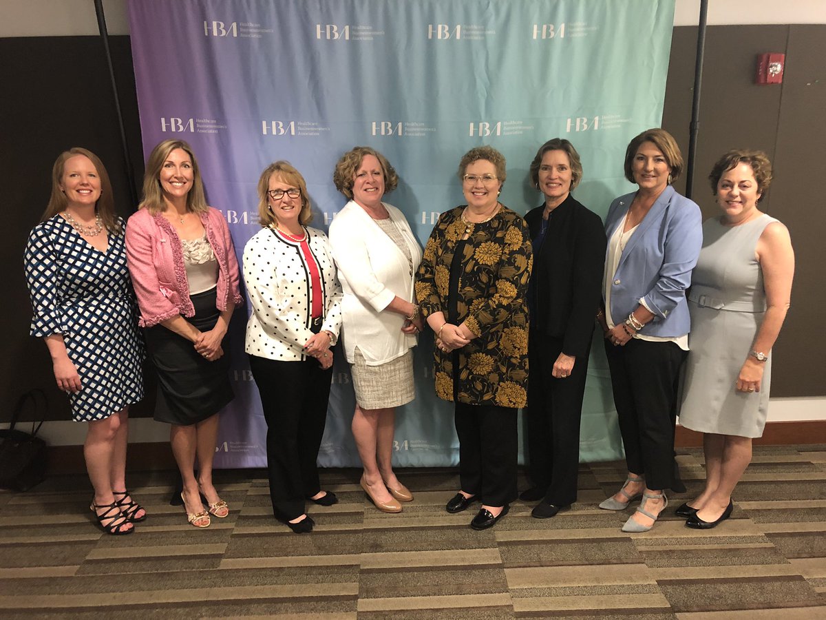 EmilyBrasel's tweet photo. Pre panel pix before the @HBAnet @ChapterStl symposium begins! #HBASTL #HBAimpact https://t.co/yja3rPiOS0