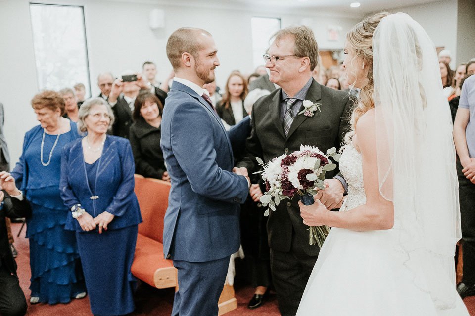 darling_events's tweet photo. Love the emotion in this photo! Father of the bride obviously approves :D #kitchenerweddingplanner #kwawesome #weddingmoments #weddingceremony #ceremonysite #ceremonydetails #brideandgroom #ontariobrides #letsgetmarried #gettingmarried #weddingvibes #itsweddingtime #sayido https://t.co/A61mLu2kCR