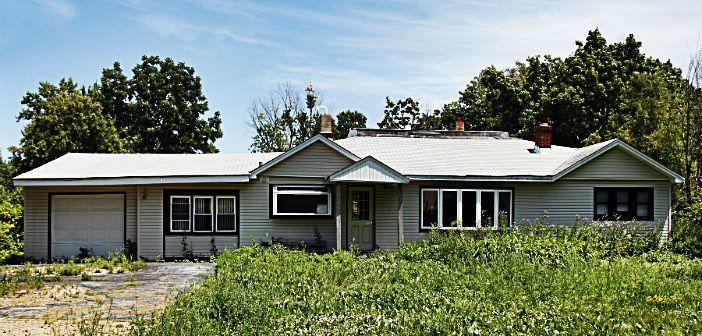 Summer is almost here!
EARN EXTRA CASH
Easy as 1, 2, 3...

1-locate a vacant house in your neighborhood (tall grass, eye sore)
2-upload the address to our app 
3-We contact the owner/close the deal. YOU GET PAID!!! (UP to $500 PER PROPERTY)

Message us for info!
#summerjobs #jobs