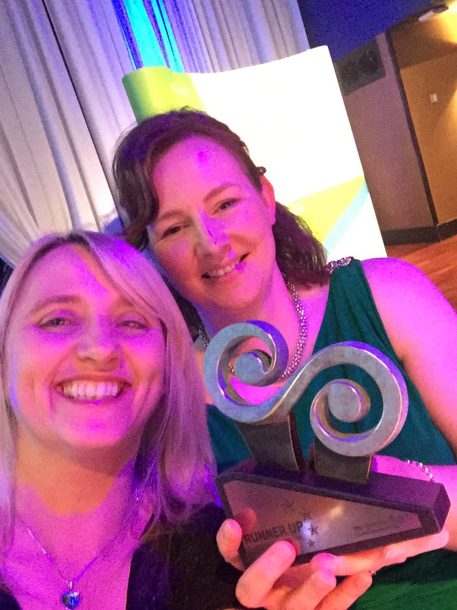 Congrats Sinéad @VirtualVet_EU, Regional Winner at National Enterprise Awards in #MansionHouse 👏