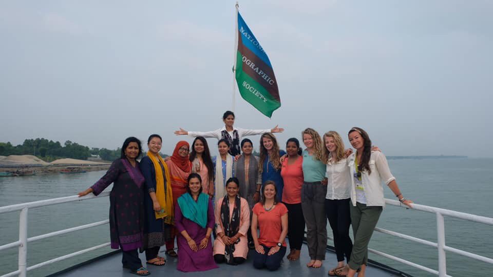 FishNotPlastic's tweet photo. @InsideNatGeo’s Sea to Source team (inc. @HeatherKoldewey & @SurshtiPatel from @OfficialZSL) completed the #Bangladesh portion of #expeditionplastic! Follow their journey: https://t.co/kHC6cePEoH #PlanetorPlastic #plastic #fishnotplastic @ZSLMarine @ExeterMarine @ZSLconservation https://t.co/ZEbsDOvWI8