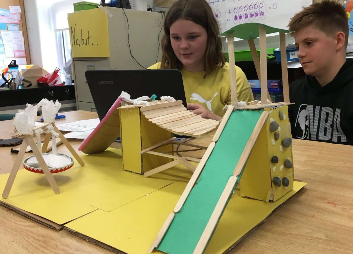 alcdsb_jose's tweet photo. Future playground engineers at work in Mr. Desousa & Ms. Naylor’s gr. 7 Science Class! #CatholicSchoolsofALCDSB #JoyfulDisciples https://t.co/PnPX2JlEwY