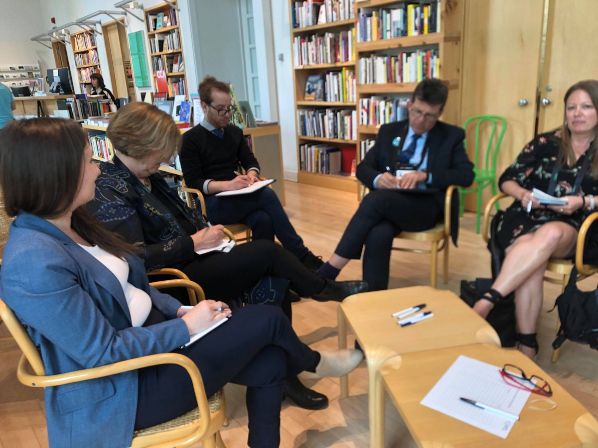 Saviez-vous que réduire la consommation d’énergie des bâtiments de 15% équivaudrait à retirer 12 000 voitures de la route par année? 😮🚗💨Comment le numérique peut-il nous aider à rendre les bâtiments plus verts et écoénergétiques? Nous en discutons à #MTLConnecte du <a href="/PN_MTL/">Printemps numérique</a> #DD