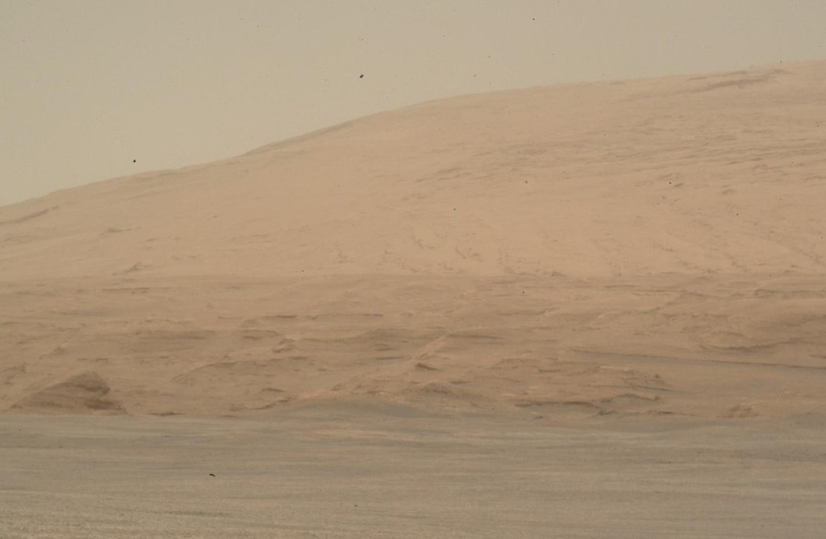 SpaceStuffToday's tweet photo. isaaz_micheal Great! I'm in good health and really enjoying exploring this new region on the slopes of Mars' Mount Sharp. https://t.co/tKjsEZV5Eu (via MarsCuriosity https://t.co/uXF5oDEig5