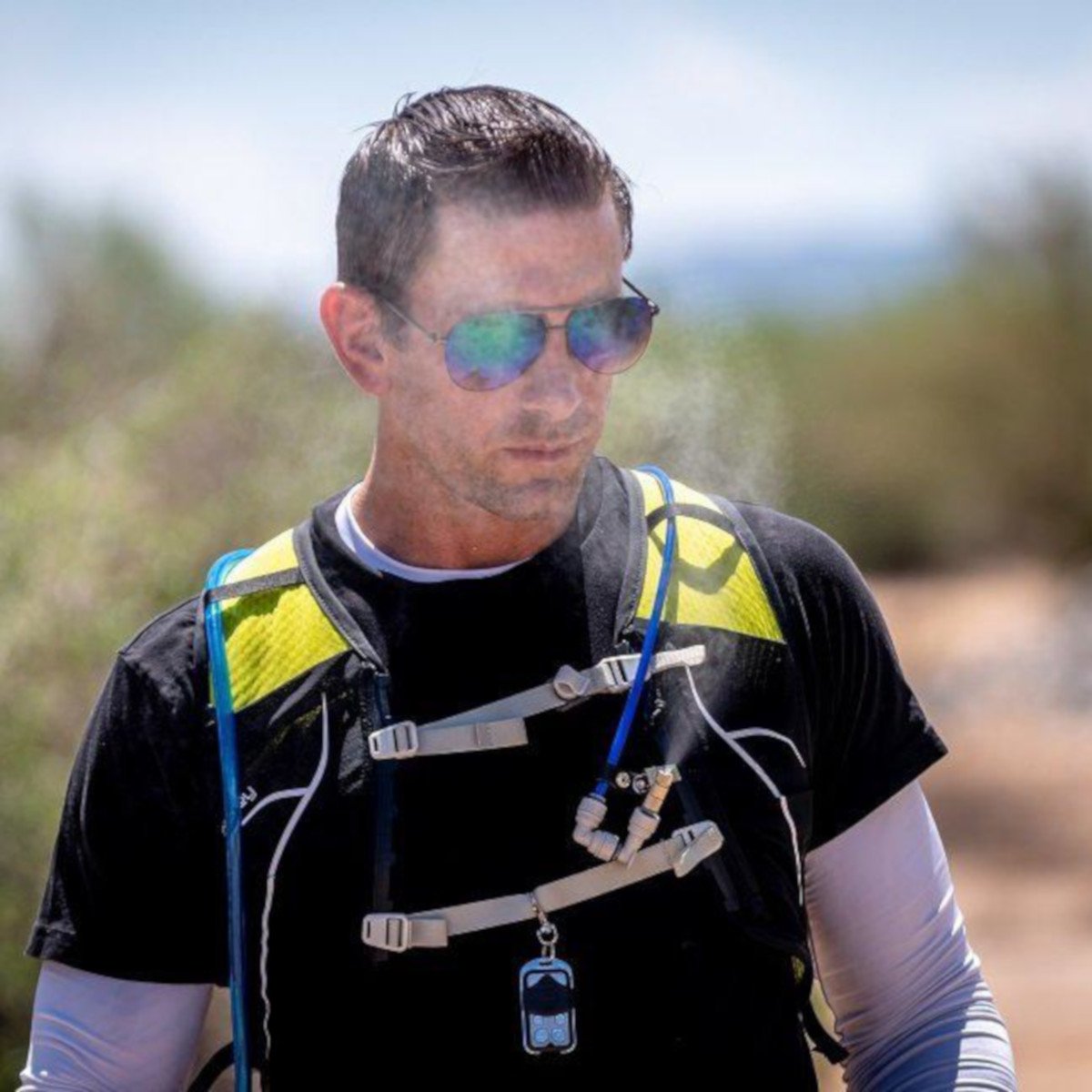 Shopena_'s tweet photo. This is definitely the best way to cool down outside this summer. https://t.co/vXodwRY85l 
@ExtremeMistPCS #extrememist #personalcooling #hiking #hunting #running #camping https://t.co/z0kwxxGcFS