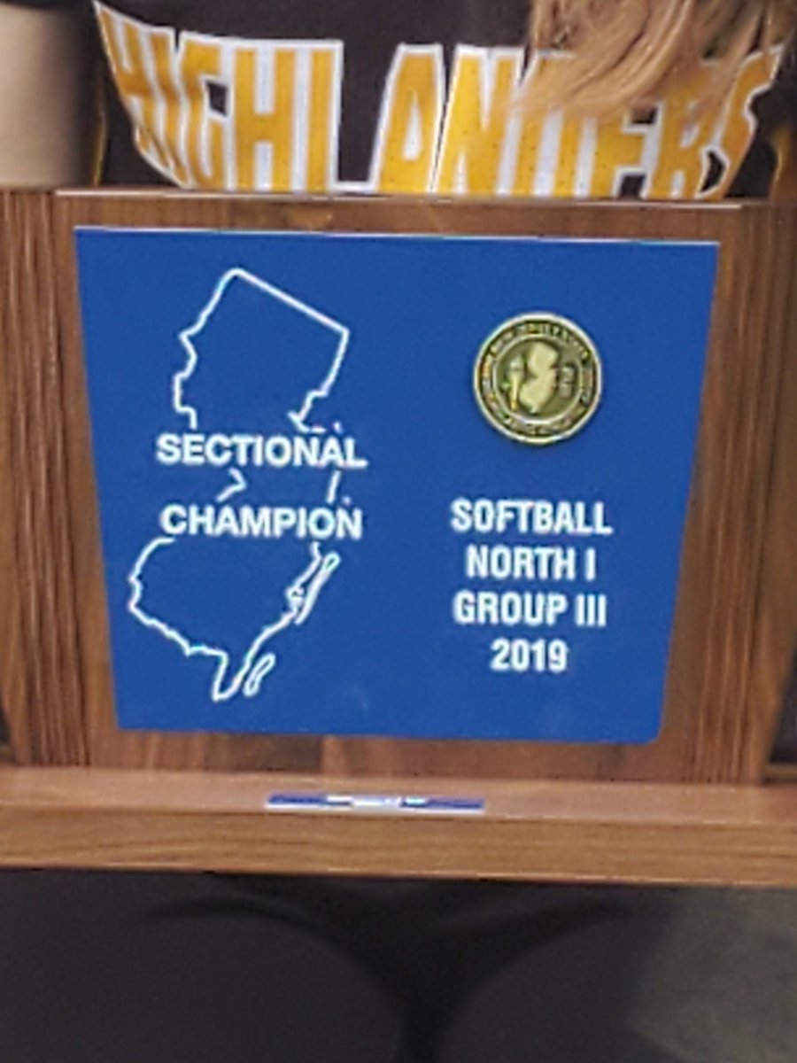 WMAthleticDept's tweet photo. N1G3 NJSIAA Sectional Champs. Congrats ladies. @WestMilfordSupt @daniel_novak_WM @WMTHSPrincipal @HighlanderHerd https://t.co/15Is045kpt