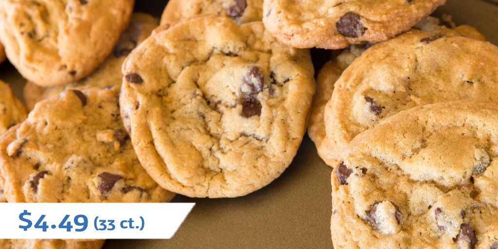 Leave the baking to us! 🍪 Find this week's dessert freshly made in our bakery. Stock up on select varieties of cookies now through 6/4.