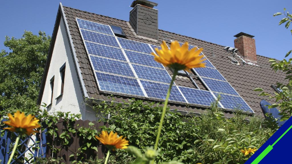 nationalgridus's tweet photo. Let the sun shine in - now’s the perfect time for a solar project! #SpringGreening https://t.co/99zP69ZOxA