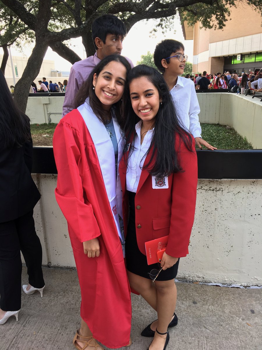 AditiMutagi's tweet photo. So honored to help at graduation as part of @CHS_RedJackets! Congratulations to all the 2019 Coppell graduates!! @MaddukuriMahita https://t.co/je89YEguMk