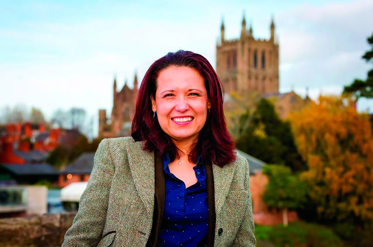 Elena Rodríguez Falcón será la rectora ¡con garra Tigre UANL! del Nuevo Modelo de Ingeniería y Tecnología en Hereford, Reino Unido.
#Academia #SomosUNI #enseñanza #aprendizaje
bit.ly/2YRRwOn