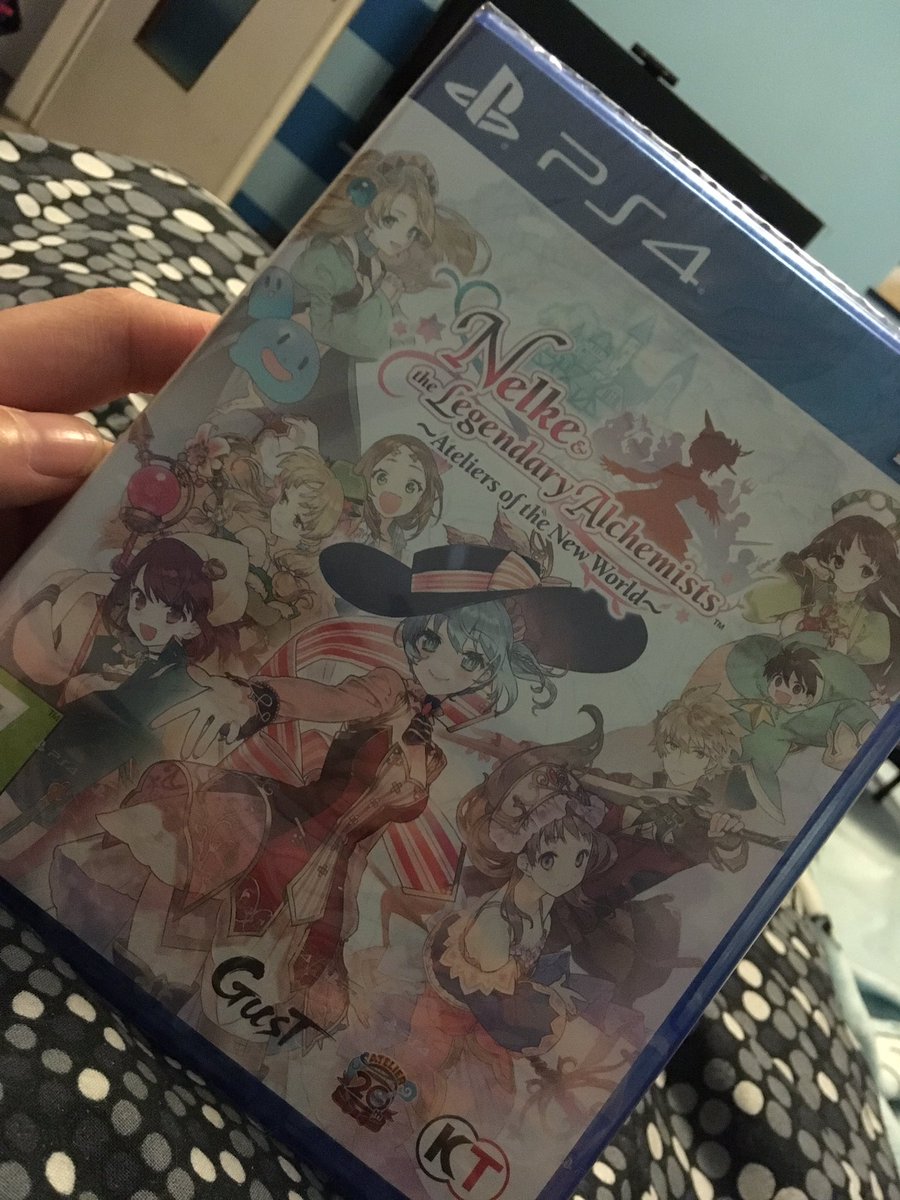 uwu my bf got me a game c: