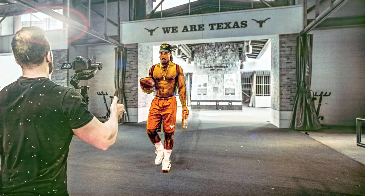 I was born a Longhorn 🐂
I was raised a Longhorn 🐂
I’m going to FINISH my college career a Longhorn🐂🏆.