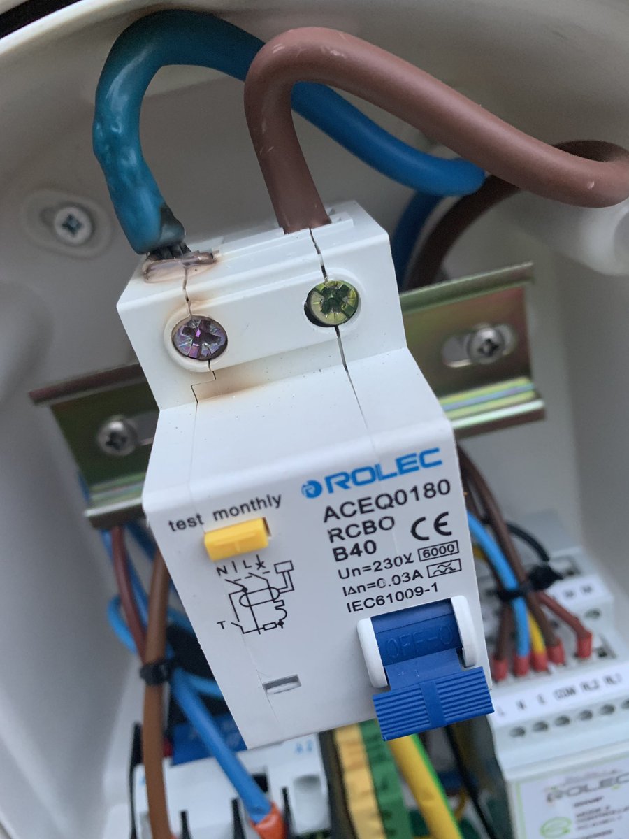 evopinion's tweet image. Oh dear. Look what I’ve just found! @RolecEV what should I do? Do you send a replacement for this known fault?