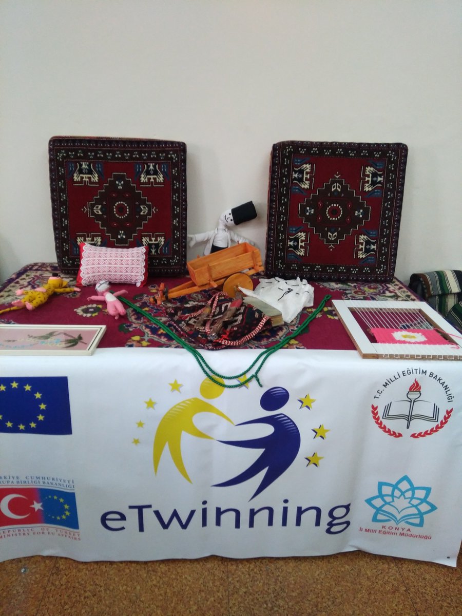 HelloEurope1's tweet photo. Konya’da bütün okullar 2023 hedefi için elele ve birlikte çalışıyor. 
Mustafa Necati İlkokulu olarak Hello Europe etwinning projesi ile 6 Avrupa ülkesinde tanıtım çalışmaları yapıyor. 

#konyamem #eğitim2023 #Konya2023OkullarElEle #receptayyiperdoğan @KonyaMEMproje #konyamem https://t.co/lpMok2nmJR