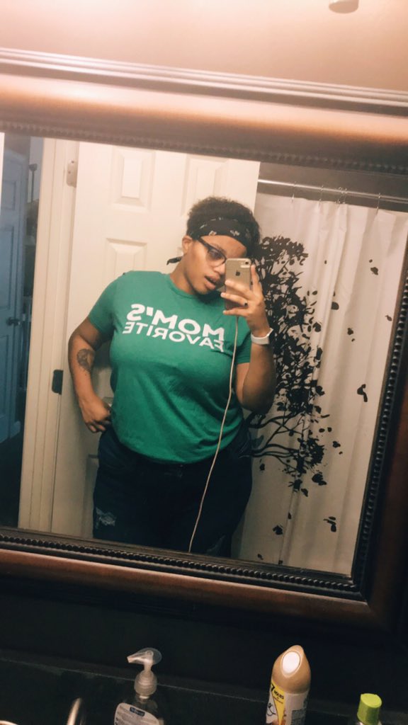 sal_anastasia12's tweet photo. momβs favorite, but i could be yours π₯΅ #embracetheLGBTQ #LGBTQslay https://t.co/bhJEe6JPMi