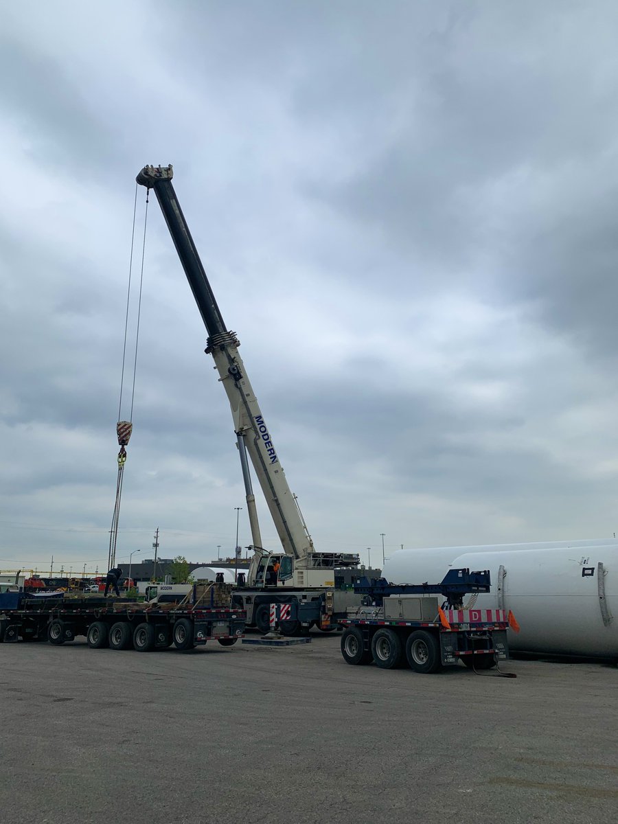 Matcom1976's tweet photo. Our crew is hard at work getting our facility ready for Lift &amp; Move tomorrow! Here’s a sneak peek! 🤫👷‍♀️👷‍♂️ #LiftNMove #IndustrialProblemSolving https://t.co/dZxPXdaQRt