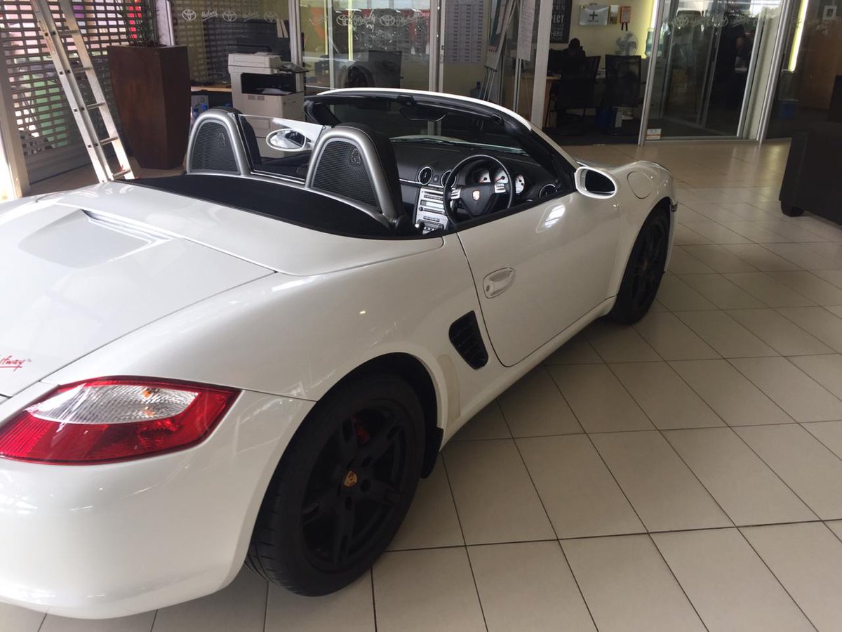 drivenrsa's tweet photo. Porsche Boxster S 2008
R 449,000
#987 model
Stunning White
Only 22,000km
Black Leather Interior
Perfectly balanced handling
Pinpoint steering
World-class braking
usable cargo compartments
Fast power-top operation etc. https://t.co/FrC9XD3YDH