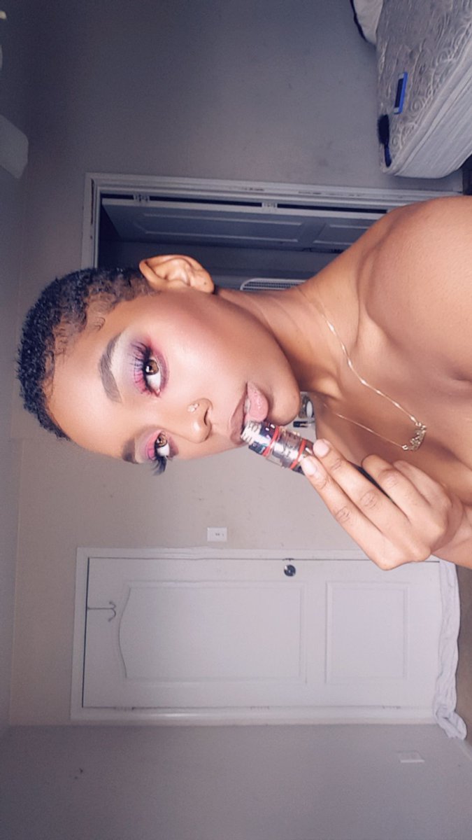 Mimithebody's tweet photo. bald headed hoe shit all summer 
2k19... Literally 😂😂 https://t.co/pKt20exiln