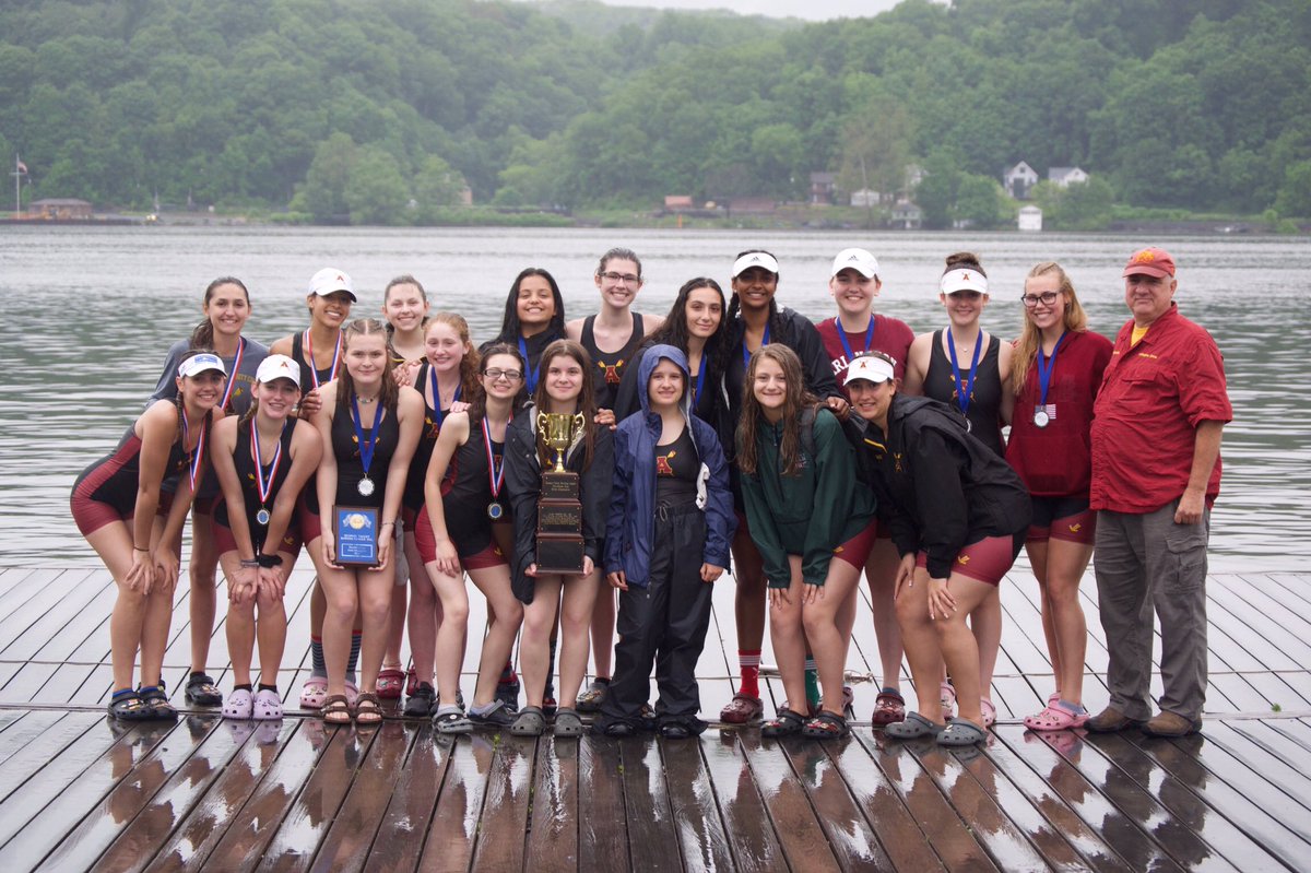 ArlingtonCrew's tweet photo. Congratulations to the Arlington Crew Girls team for winning the 2019 Dutchess Cup!! @admiralad845 @AHSAdmiral_Al https://t.co/GcOSBLzAaJ