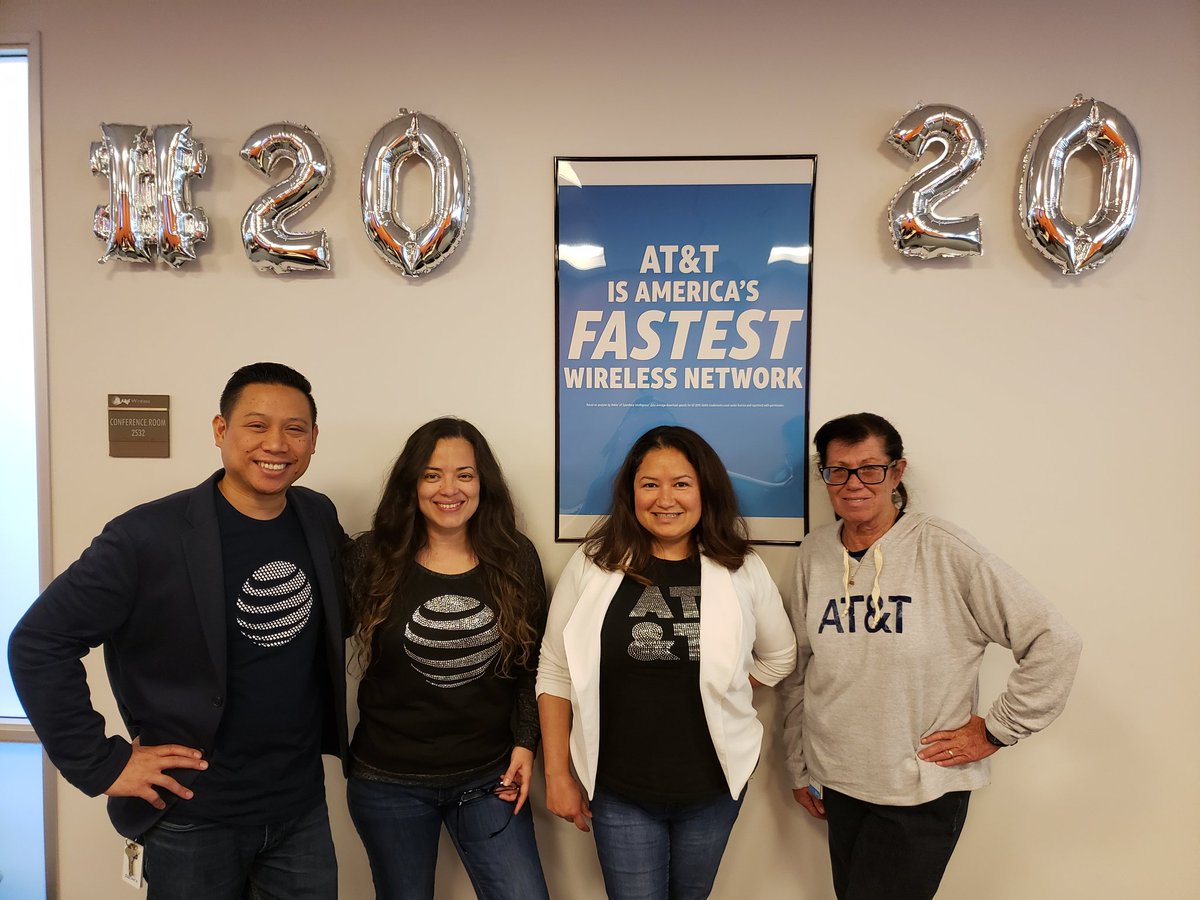 edenley1's tweet photo. @CerritosPride we are proud to wear #attgear #Tugglenation #FieldsFam #LifeAtATT @loo_lewis @IamJosephL @N_Vega_Guadian @WendySerranoG4 @BettyGomez7 #FunatWork https://t.co/NqJcNbh76r